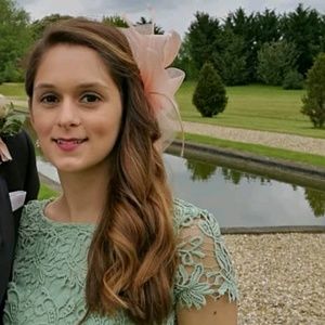 Meet your Posher, Dunja